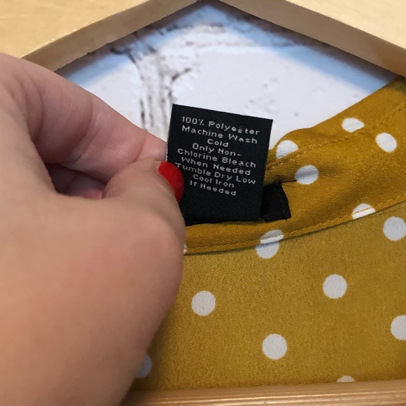 Ann Taylor polka dot button blouse - Picture 3 of 6